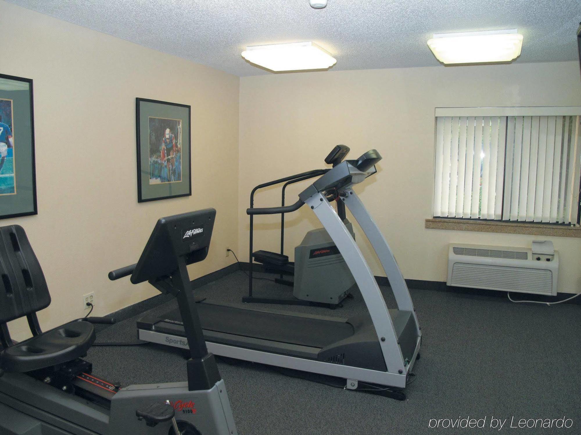 La Quinta Inn By Wyndham Indianapolis Airport Executive Dr Екстериор снимка